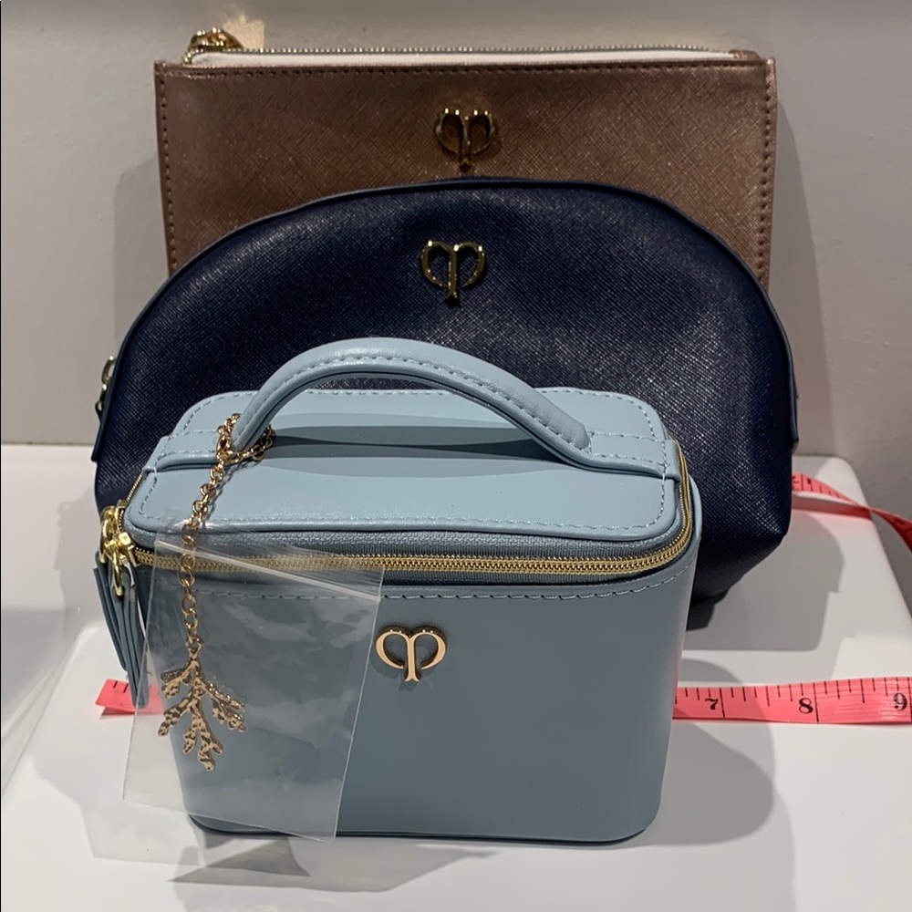 Cle de Peau Cosmetic Bags (3)